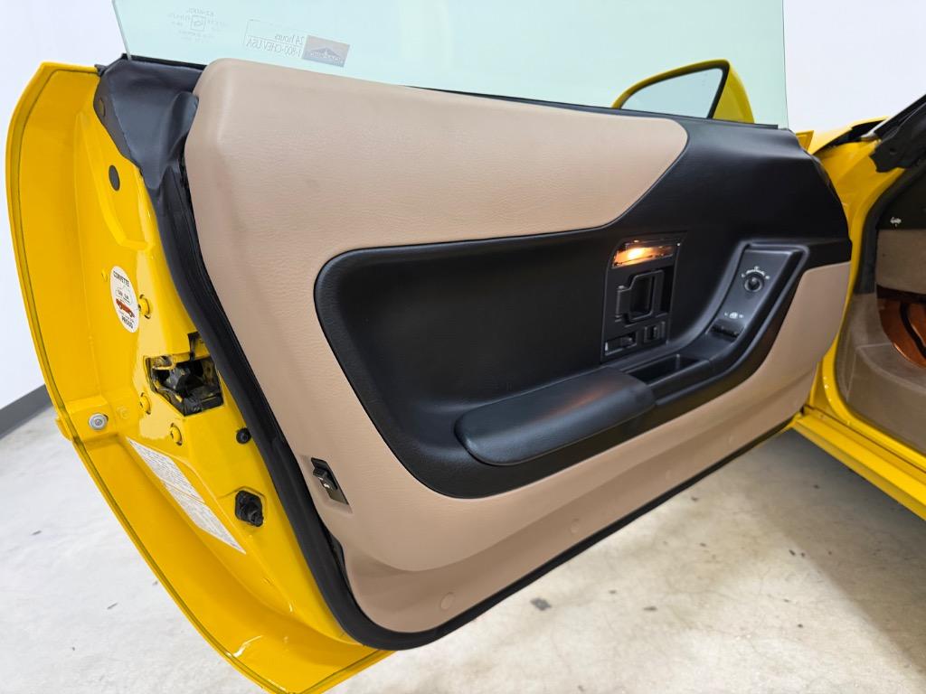 1995 Chevrolet Corvette - Photo 30