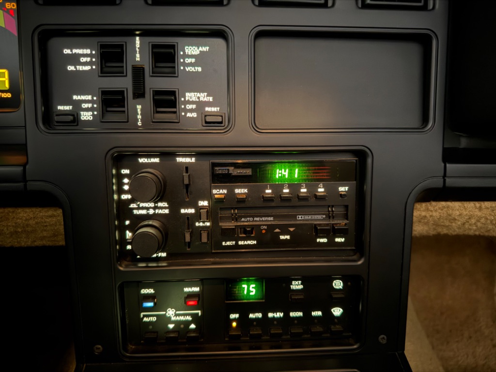 1987 Chevrolet Corvette - Photo 22