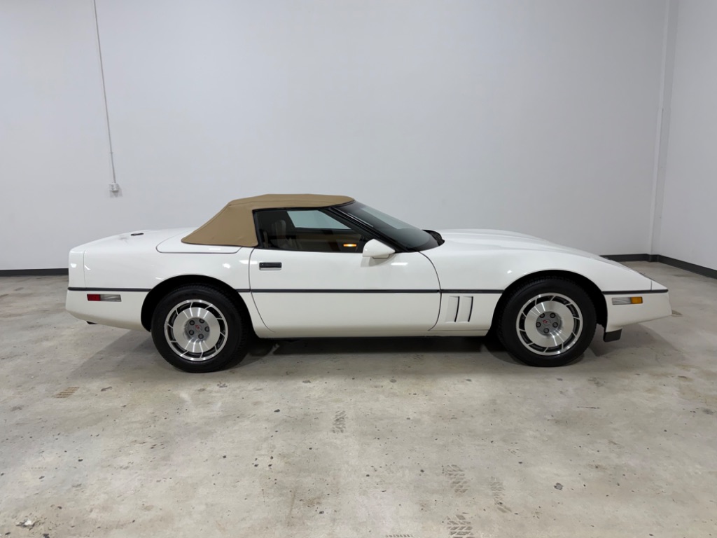 1987 Chevrolet Corvette - Photo 64