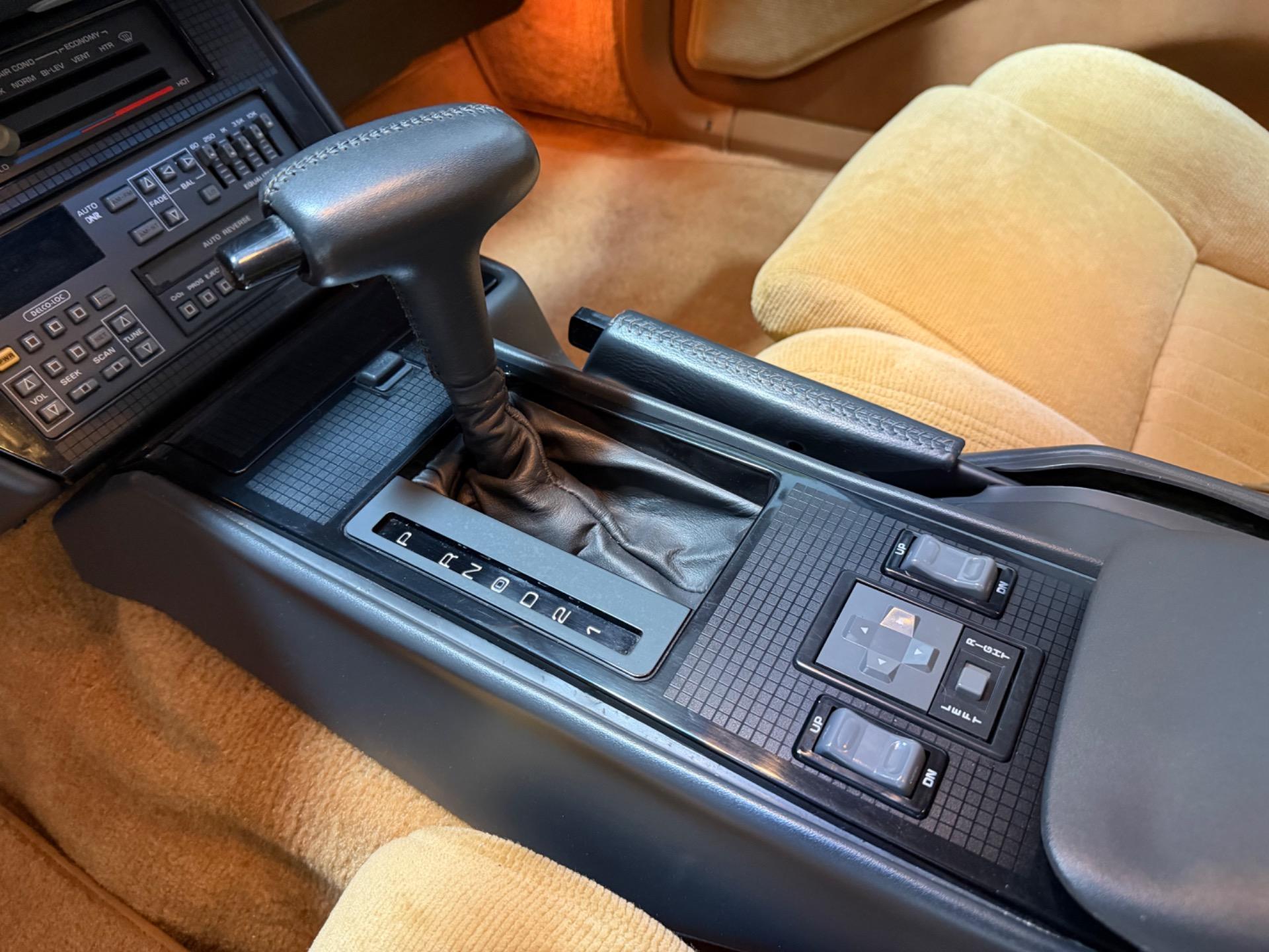 1989 Pontiac Firebird - Photo 16