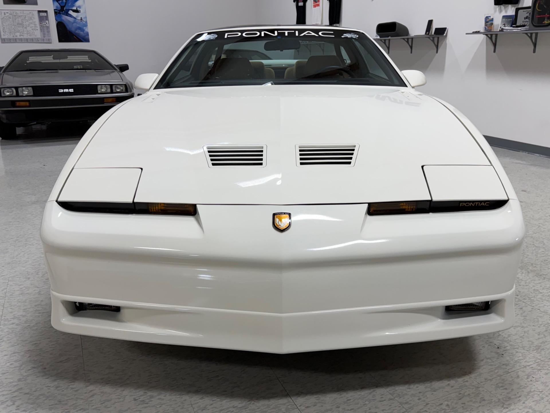 1989 Pontiac Firebird - Photo 8